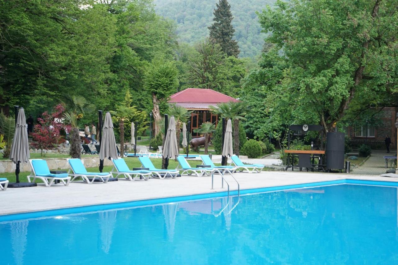 Wald Hotel Лагодехи Екстериор снимка