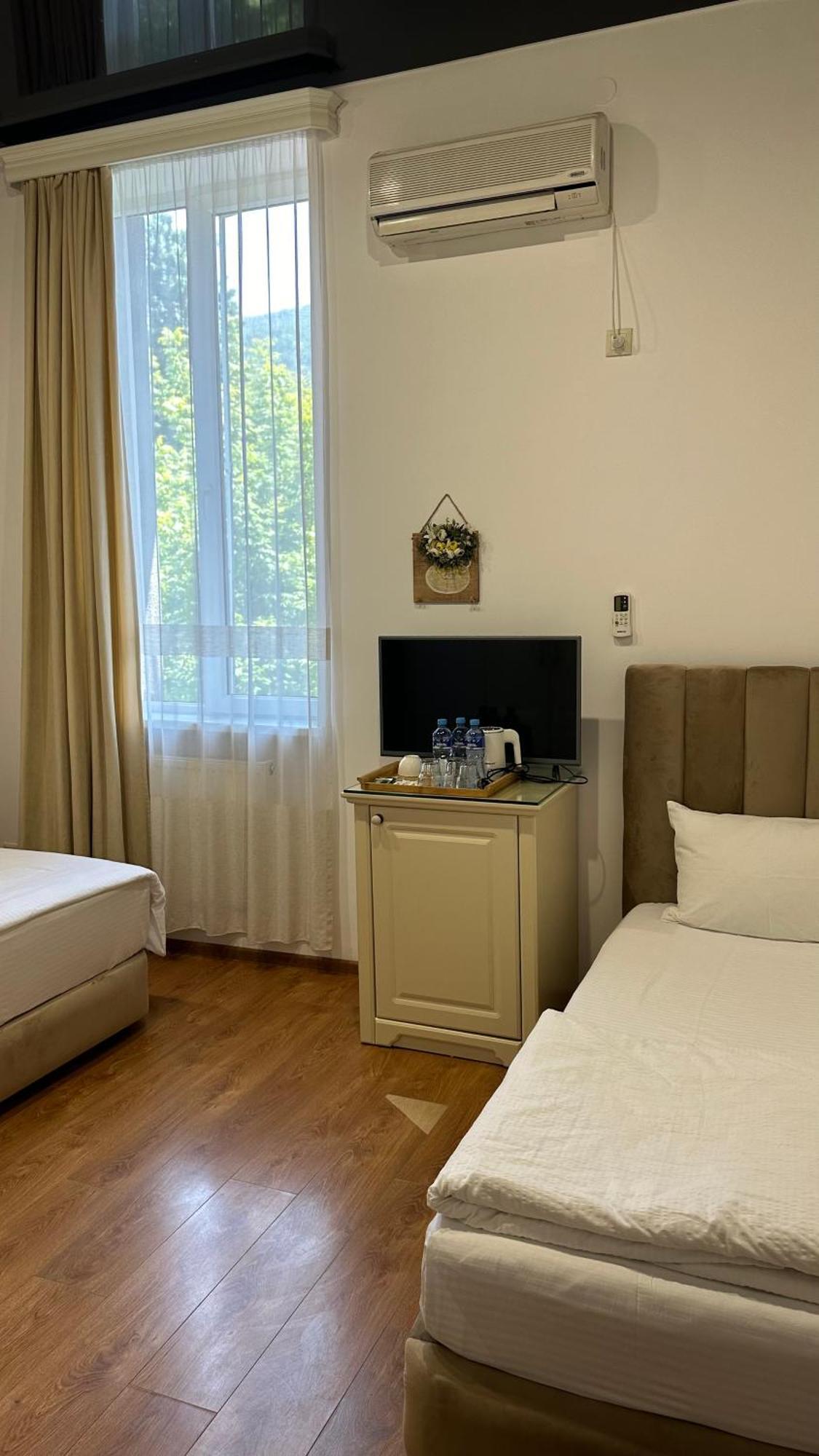 Wald Hotel Лагодехи Екстериор снимка