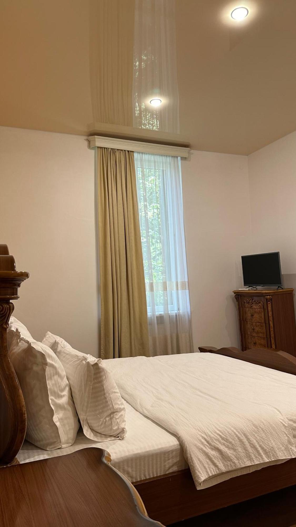 Wald Hotel Лагодехи Екстериор снимка