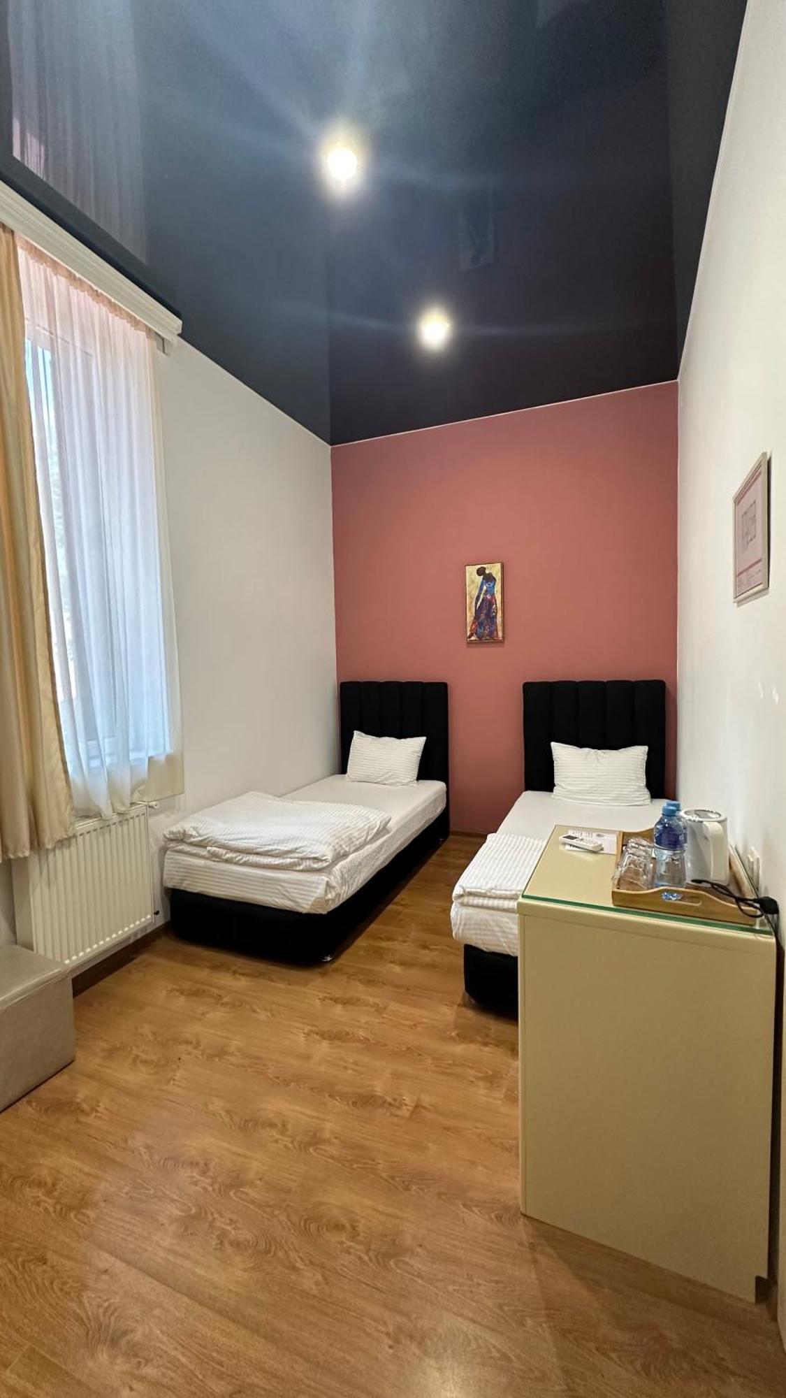 Wald Hotel Лагодехи Екстериор снимка