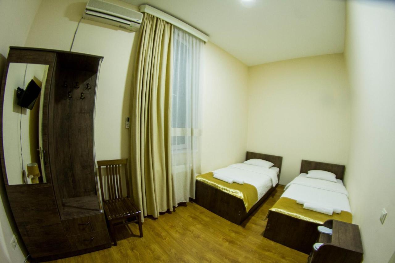 Wald Hotel Лагодехи Екстериор снимка